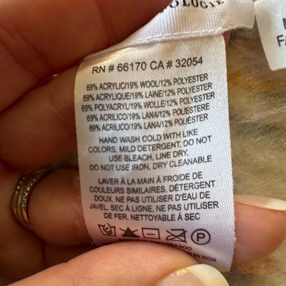 Anthropologie Women's Plaid Fringe White Pink Black Blue Yellow Scarf wool blend - Picture 4 of 6